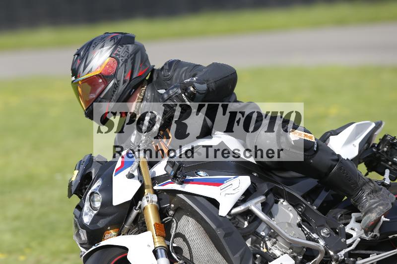 Archiv-2025/53 16.09.2025 Track Day Domi Aegerter ADR/Gruppe gelb/112